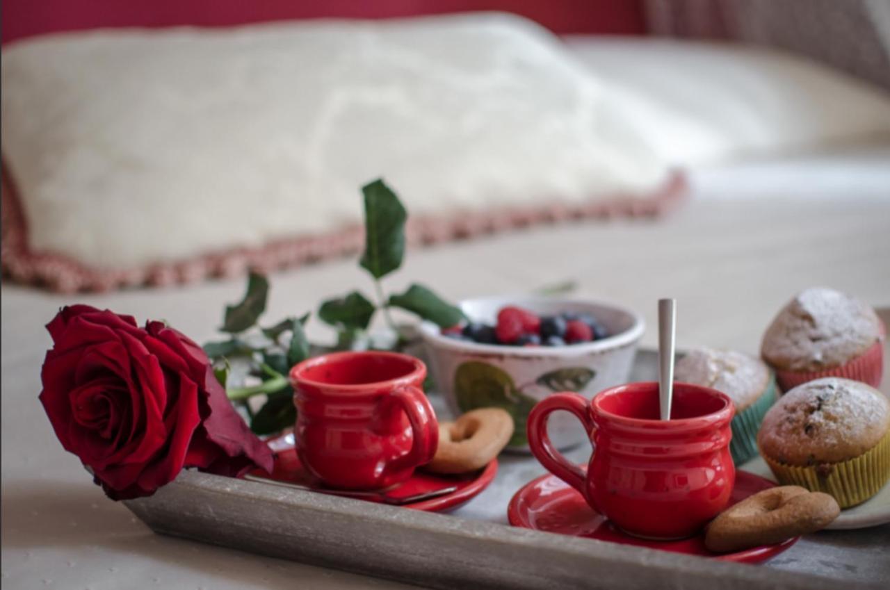 Il Sole Antico Bed and Breakfast Viareggio Eksteriør billede